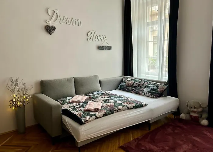 Jasmine's Apartament *